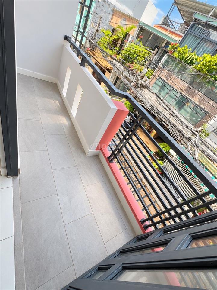 Cần bán nhà tại khu Lê Văn Lương, phường Tân Hưng, Quận 7. 