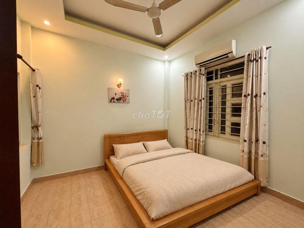 Bán nhà hẻm xe hơi Nguyễn Thị Thập