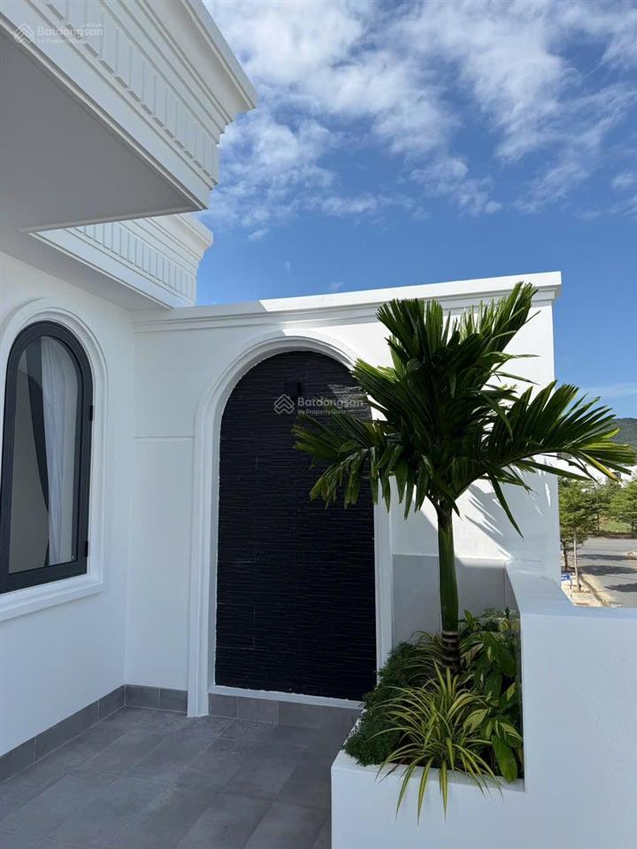 Bán nhà mỹ gia mới xây xong giá 8,9 tỷ