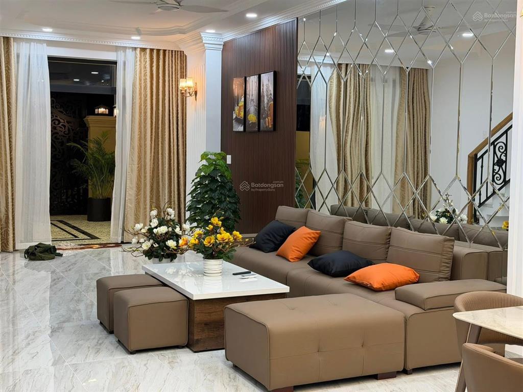 Bán nhà mới xây khu đô thị hà quang 2 giá 10,9 tỷ