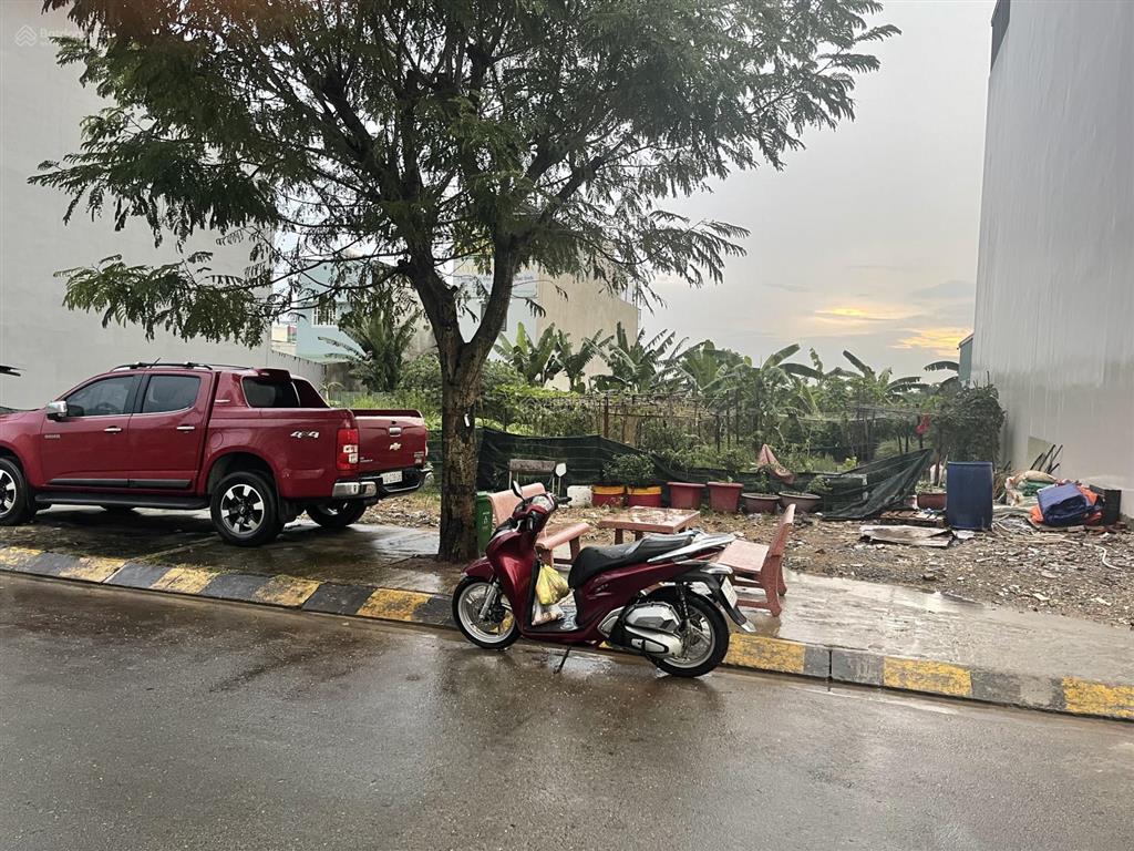 Đất nền khu dân cư lan phương  tam bình 118,8m2 giá 9 tỷ. sổ sẵn hỗ trợ vay ngân hàng 0965 895 ***