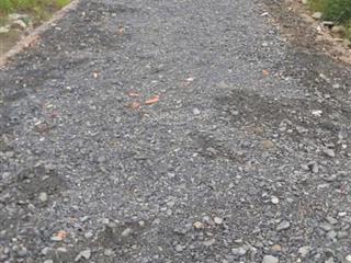 Bấn đất vườn 500m2 xã phước lý long an, giá 1 tỷ 250tr shr khu vực chuyển thổ cư đường xe hơi