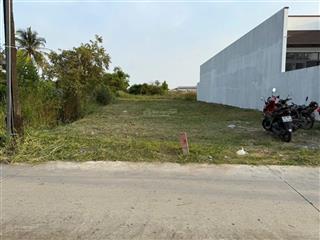 Bán đất 166m2 tại mỹ lộc, huyện cần giuộc, long an, giá 1 tỷ 50tr shr đường xe hơi 0943 925 ***