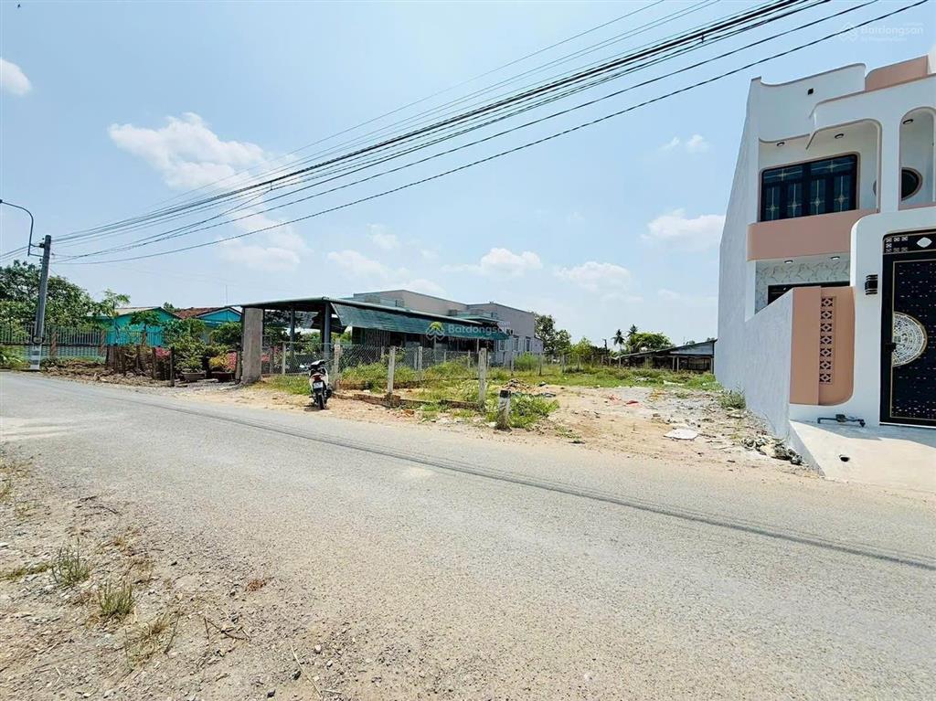 Bán đất 119m mặt tiền đường nhựa 6m lương văn tiên cần giuộc long an, giá 1 tỷ 680tr shr 0943 925 ***
