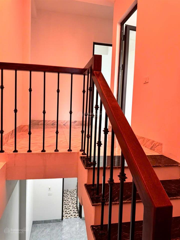 Chính chủ bán nhà đẹp tổ dân phố sơn đồng  chương mỹ  ô tô vào tận cửa.  0979 855 ***