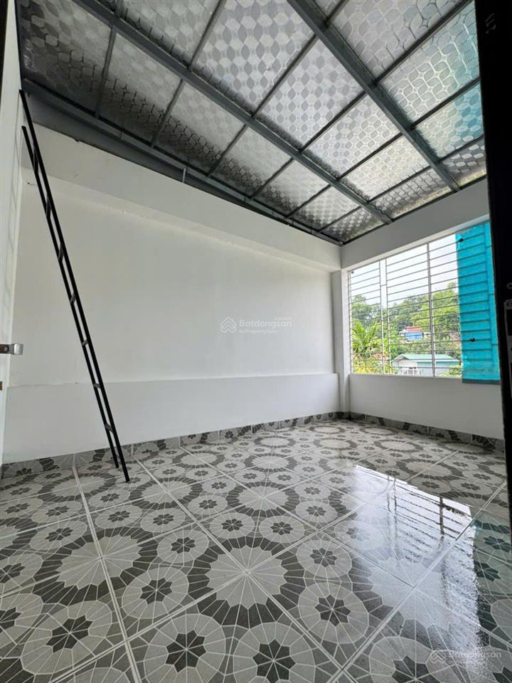 Chính chủ bán nhà đẹp tổ dân phố sơn đồng  chương mỹ  ô tô vào tận cửa.  0979 855 ***