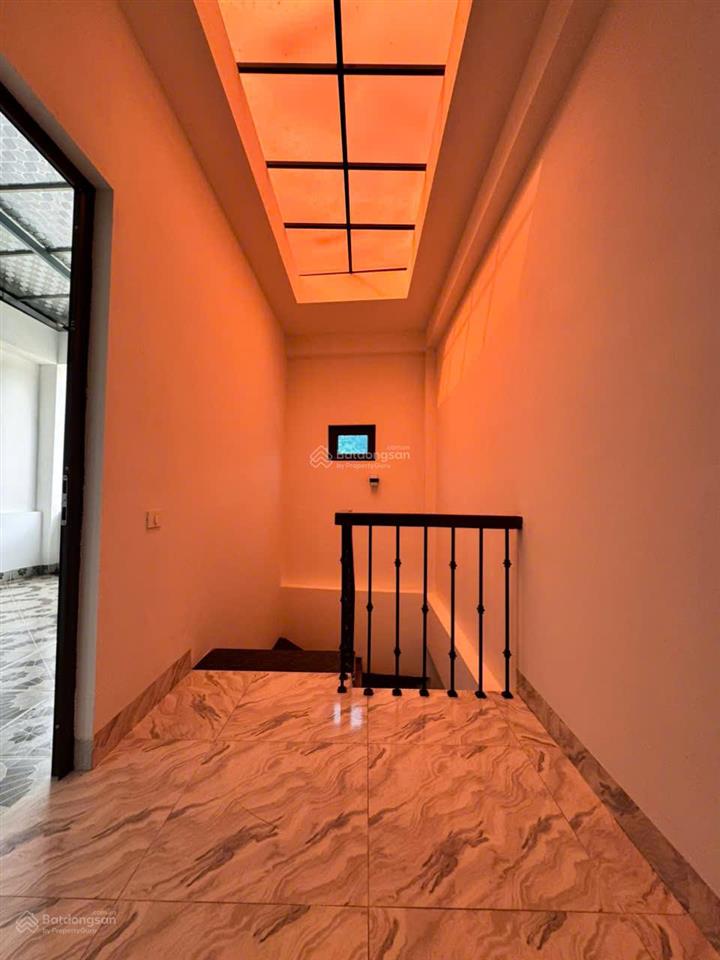 Chính chủ bán nhà đẹp tổ dân phố sơn đồng  chương mỹ  ô tô vào tận cửa.  0979 855 ***
