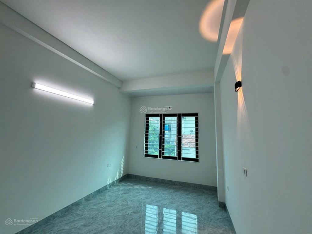 Chính chủ bán nhà đẹp tổ dân phố sơn đồng  chương mỹ  ô tô vào tận cửa.  0979 855 ***