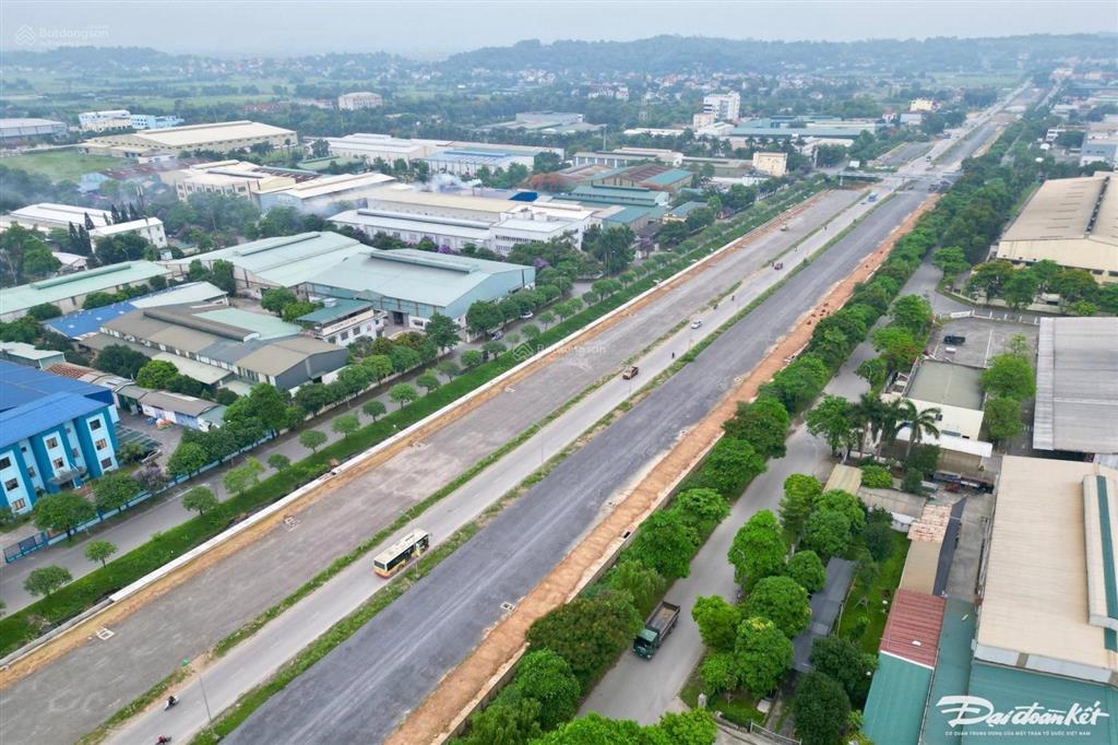 Cần bán 200m2 mặt đường quốc lộ 6, ngay gần thị trấn chúc sơn đã trừ hết lưu không