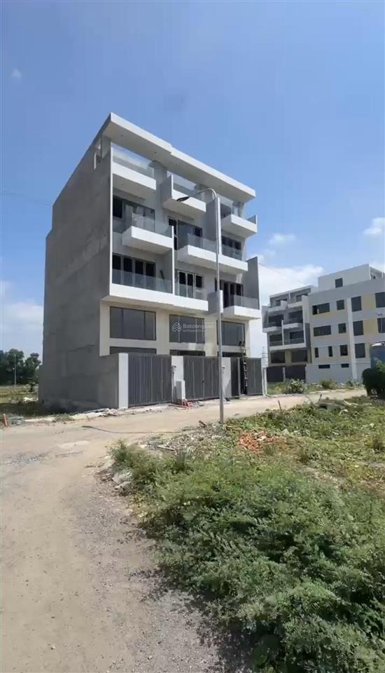 Đất ngô chí quốc 60m2 full thổ cư 3,4 tỷ. shr, xdtd