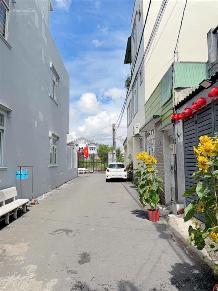 Hot! bán đất đường 102, tp thủ đức  khu dân cư đẹp  giá chỉ 4.5 tỷ