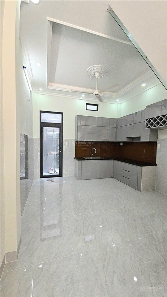 Giảm ngay 200 triệu  nhà 4pn hẻm xe hơi lã xuân oai, long trường chỉ 6.5 tỷ