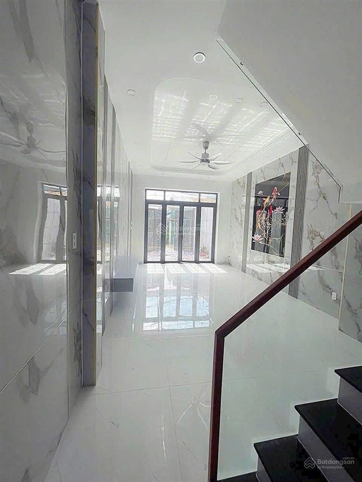 Bán nhà 4 tầng hẻm xe hơi tp thủ đức (quận 9) 5pn, sổ hồng hoàn công, gần lê văn việt, chỉ 8,6 tỷ