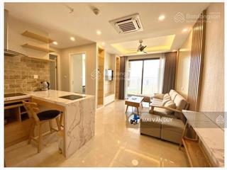 Cần bán nhanh căn 2 ngủ 51m2 ban công đông nam dự án vinhomes d'capitale, full nội thất, giá 5,1 tỷ