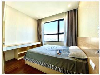 Bán gấp căn nhà ngủ 72m2 dự án vinhomes d'capitale giá 8.8 tỷ, full nội thất, ban công đông nam