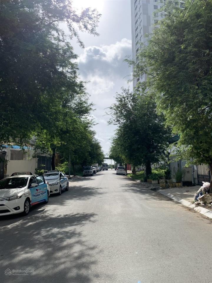 16,8 tỷ | diện tích 140m2 lô đất biệt thự có giá tốt nhất kdc la casa quận 7.  0986 766 ***