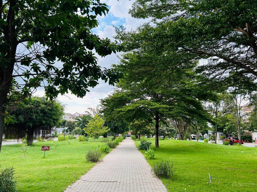 69 triệu/m2. lô đất có giá tốt kdc bộ công an, phạm hữu lầu. diện tích 319m2.  0986 766 ***