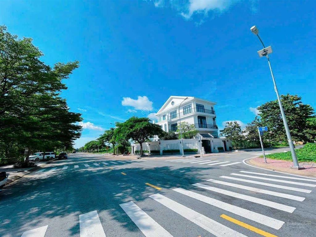 69 triệu/m2. lô đất có giá tốt kdc bộ công an, phạm hữu lầu. diện tích 319m2.  0986 766 ***