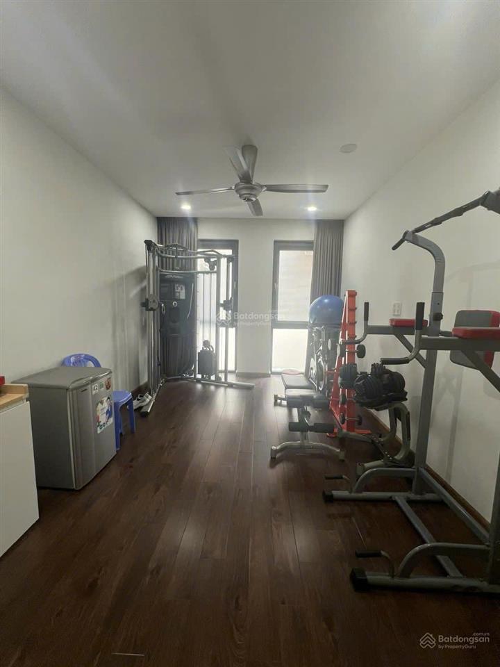 Cho thuê biệt thự phú mỹ vạn phát hưng. diện tích sử dụng 400m2 giá thuê 55 triệu/tháng 0986 766 ***