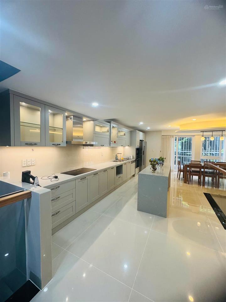 Nhà đẹp cho thuê kdc phú mỹ vạn phát hưng quận 7. diện tích sử dụng 450m2  giá thuê 45 triệu/tháng