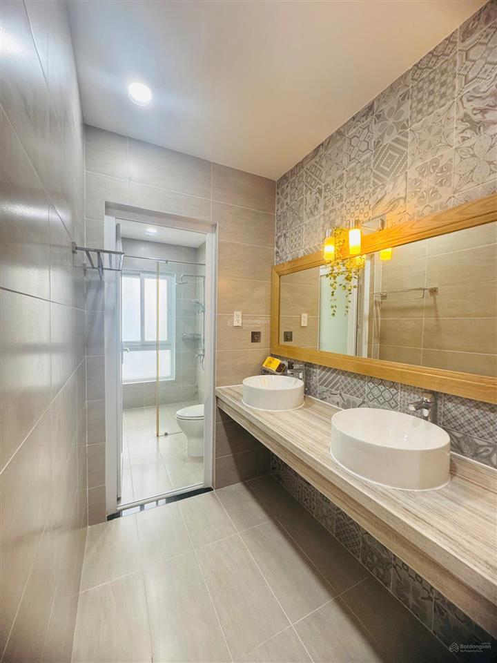 Nhà đẹp cho thuê kdc phú mỹ vạn phát hưng quận 7. diện tích sử dụng 450m2  giá thuê 45 triệu/tháng