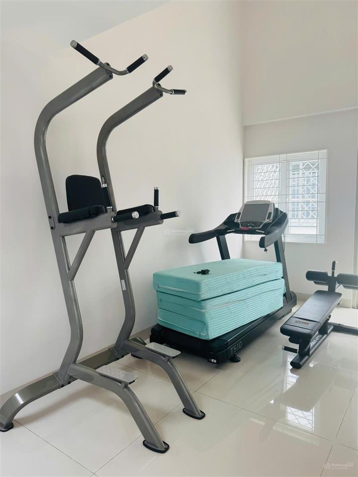Nhà đẹp cho thuê kdc phú mỹ vạn phát hưng quận 7. diện tích sử dụng 450m2  giá thuê 45 triệu/tháng