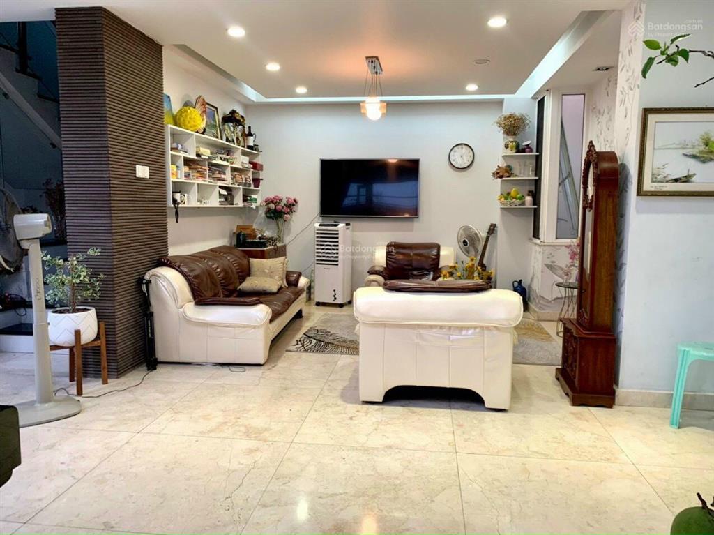 Cần bán, căn biệt thự sân vườn phú mỹ vạn phát hưng. diện tích xd 345m2  giá 36 tỷ.  0986 766 ***