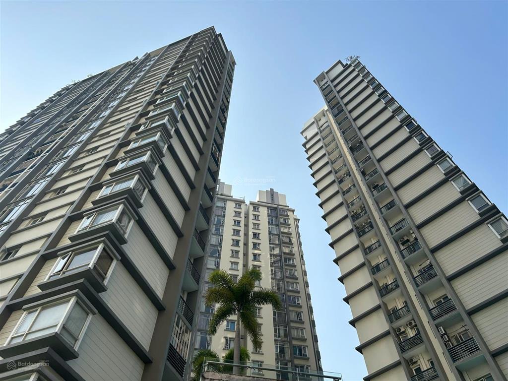 Cần bán căn hộ phú mỹ quận 7, tầng cao view đẹp, 3pn diện tích 117m2 giá bán 6,7 tỷ.  0986 766 ***