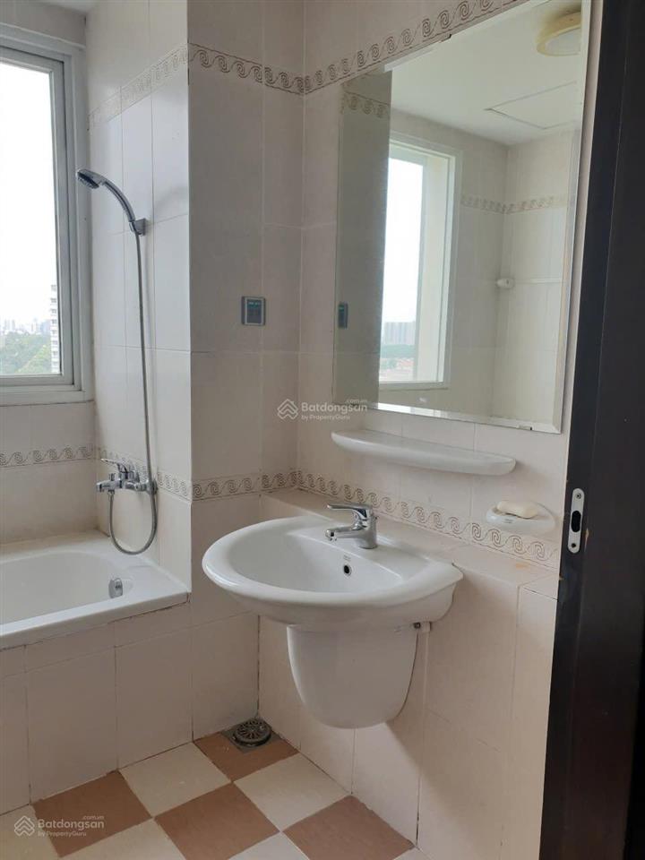 Cần bán căn hộ phú mỹ quận 7, tầng cao view đẹp, 3pn diện tích 117m2 giá bán 6,7 tỷ.  0986 766 ***