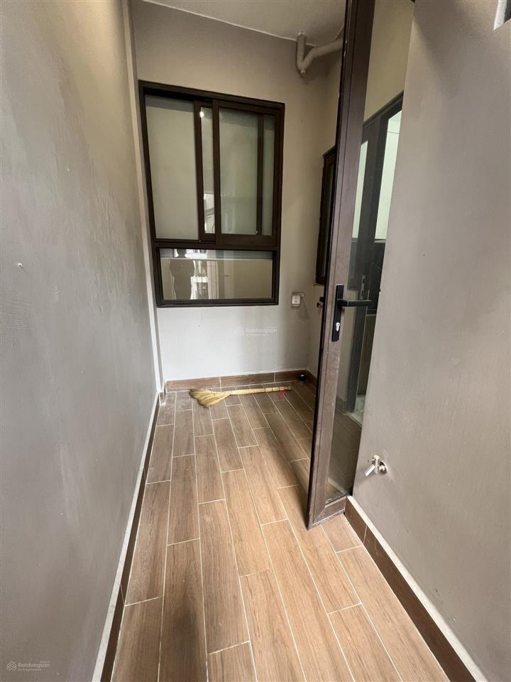 Opal boulevard giá 3,5 tỷ sổ sẳn, ban công tây nam, view trung tâm!