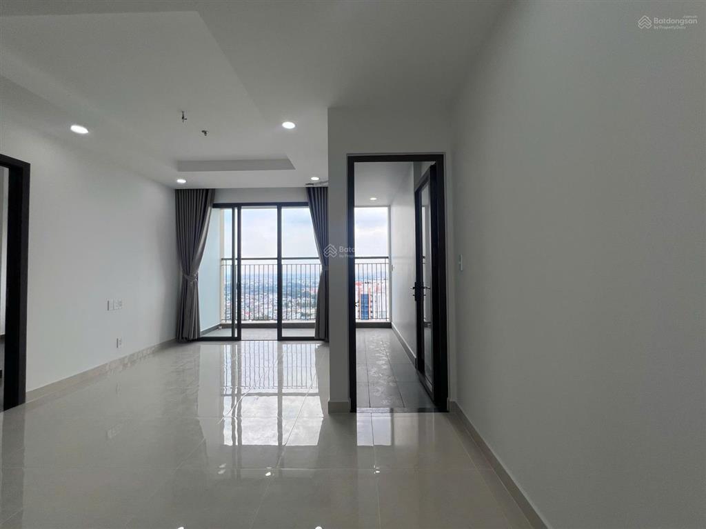 Phú đông sky garden 2pn giá 3,5 tỷ hỗ trợ vay.  0933 520 ***