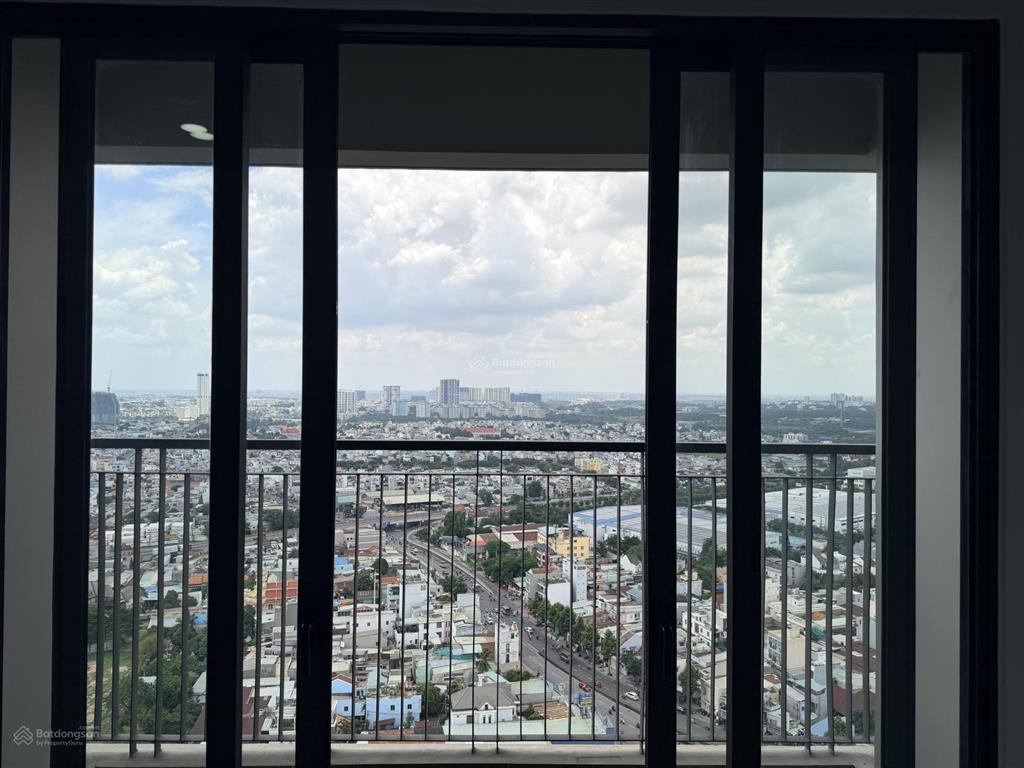 Bán gấp opal boulevard hướng đông bắc giá 3,4 tỷ sổ sẵn.  0933 520 ***