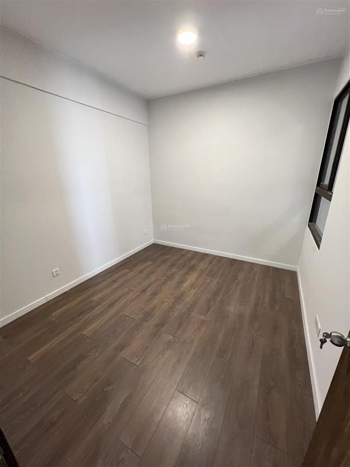 Bán gấp opal boulevard 85m2 giá chỉ 3,7 tỷ sổ sẵn.  xem nhà 0933 520 ***