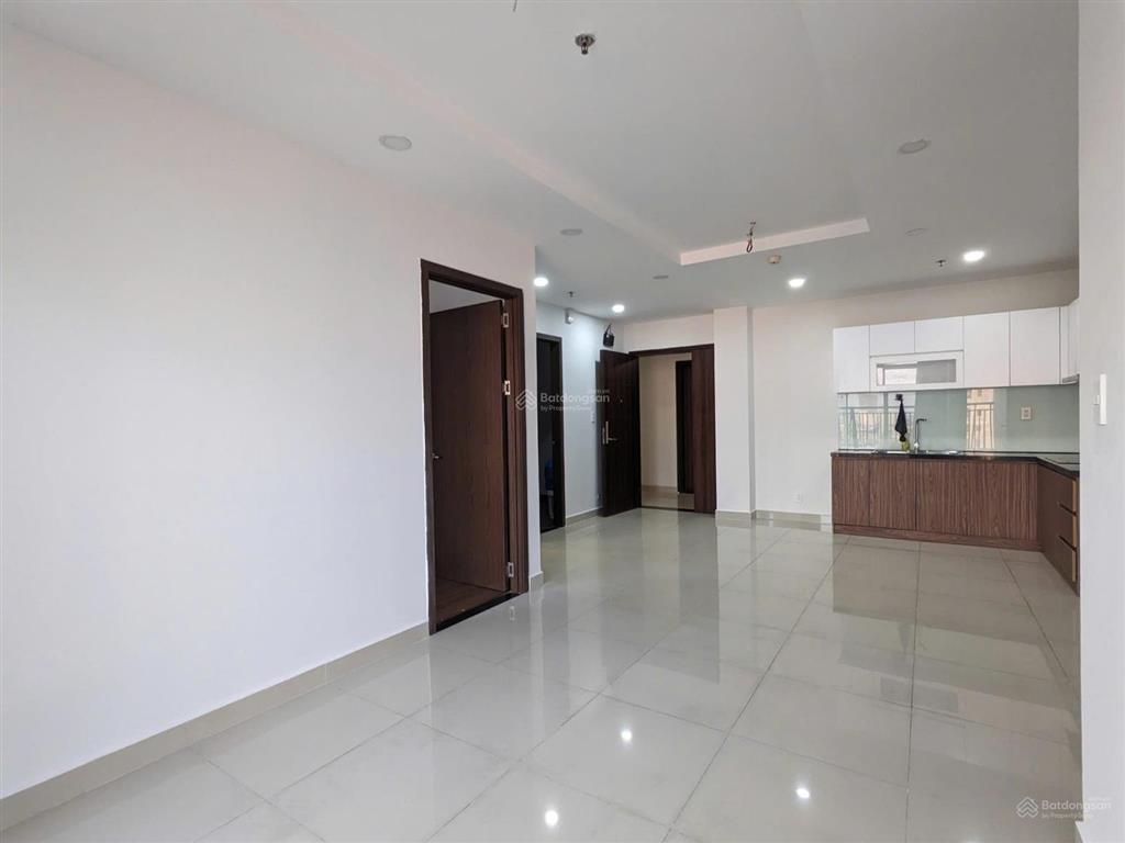 Bán gấp phú đông premier giá 3,2 tỷ hướng đông bắc.  0933 520 ***