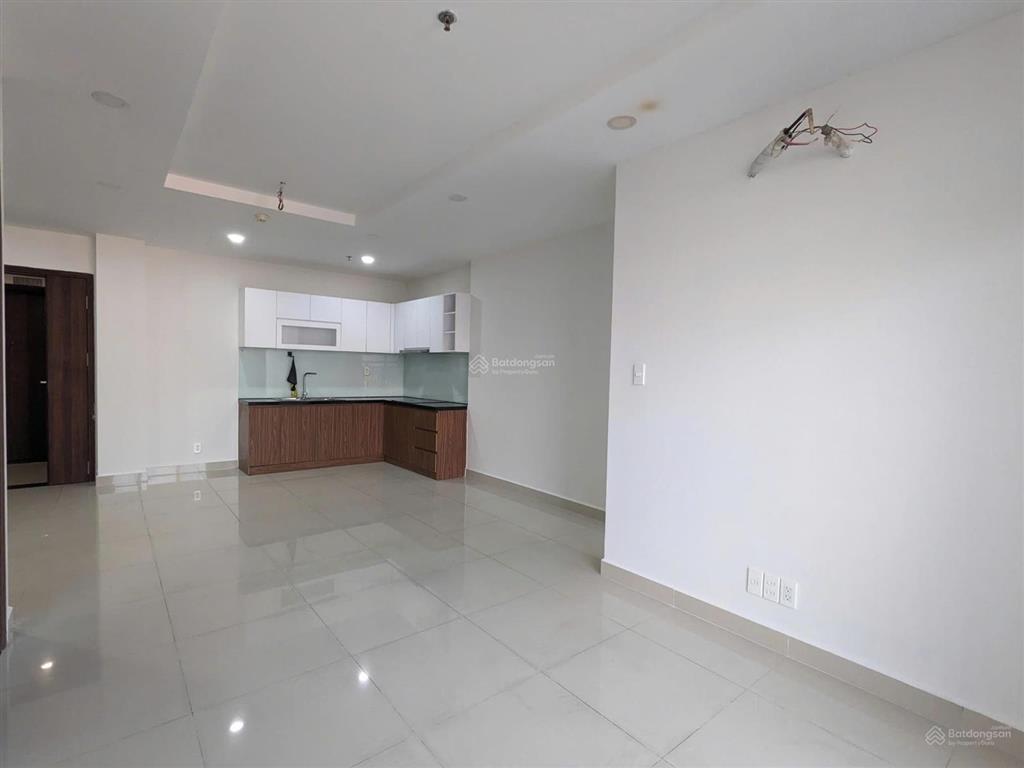 Bán gấp phú đông premier giá 3,2 tỷ hướng đông bắc.  0933 520 ***