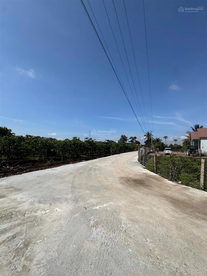 Giá hời, sở hữu ngay lô đất view núi, ruộng cách sân bay liên khương 7km