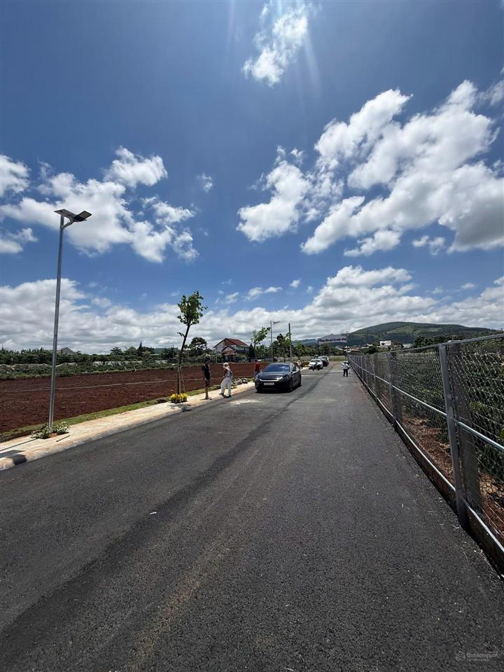 Lô đất hiệp thạnh, cách sân bay liên khương 4km, đường nhựa 8m cực kỳ thông thoáng