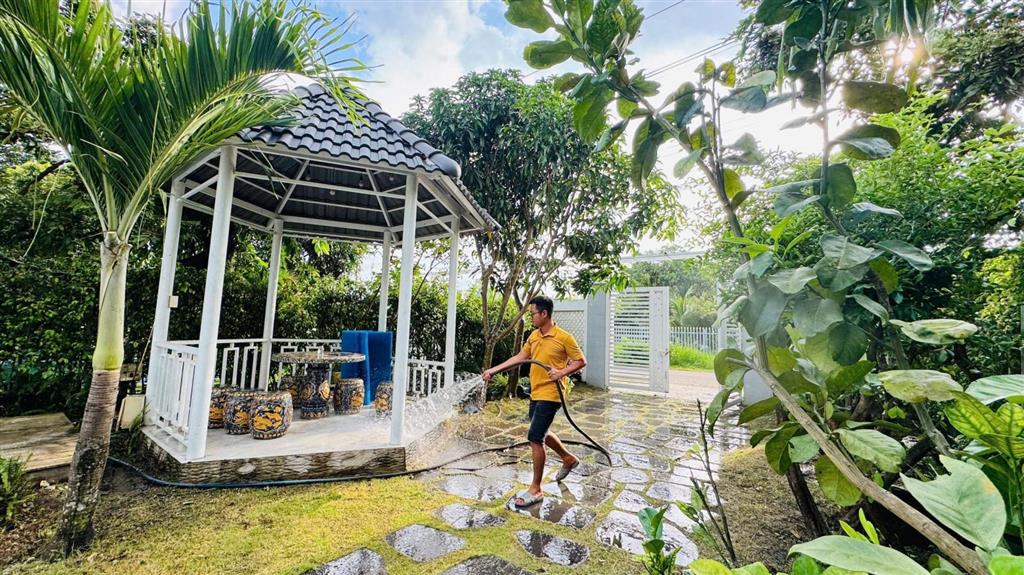 Bán nhà vườn hồ bơi gần lan rừng phước hải full nội thất, xách vali vào ở ngay.