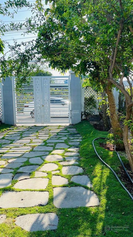 Bán nhà vườn hồ bơi gần lan rừng phước hải full nội thất, xách vali vào ở ngay.