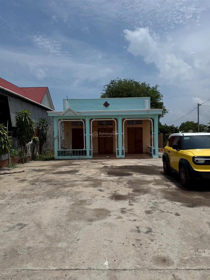 Đất mặt tiền đường ven biển vũng tàu bình châu. chủ ngộp bán gấp giá chỉ 10,7 tr/m2 ngang 11 dài 50
