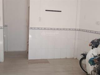 Đang cần cho thuê căn nhà 1 trệt 1 lầu hẻm xe hơi phú mỹ (gần sân golf him lam  gần quận 1)