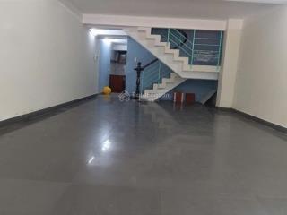 Đang cần cho thuê căn nhà 1 trệt 3 lầu hẻm xe hơi nguyễn văn thương (gần trường thcs đống đa)