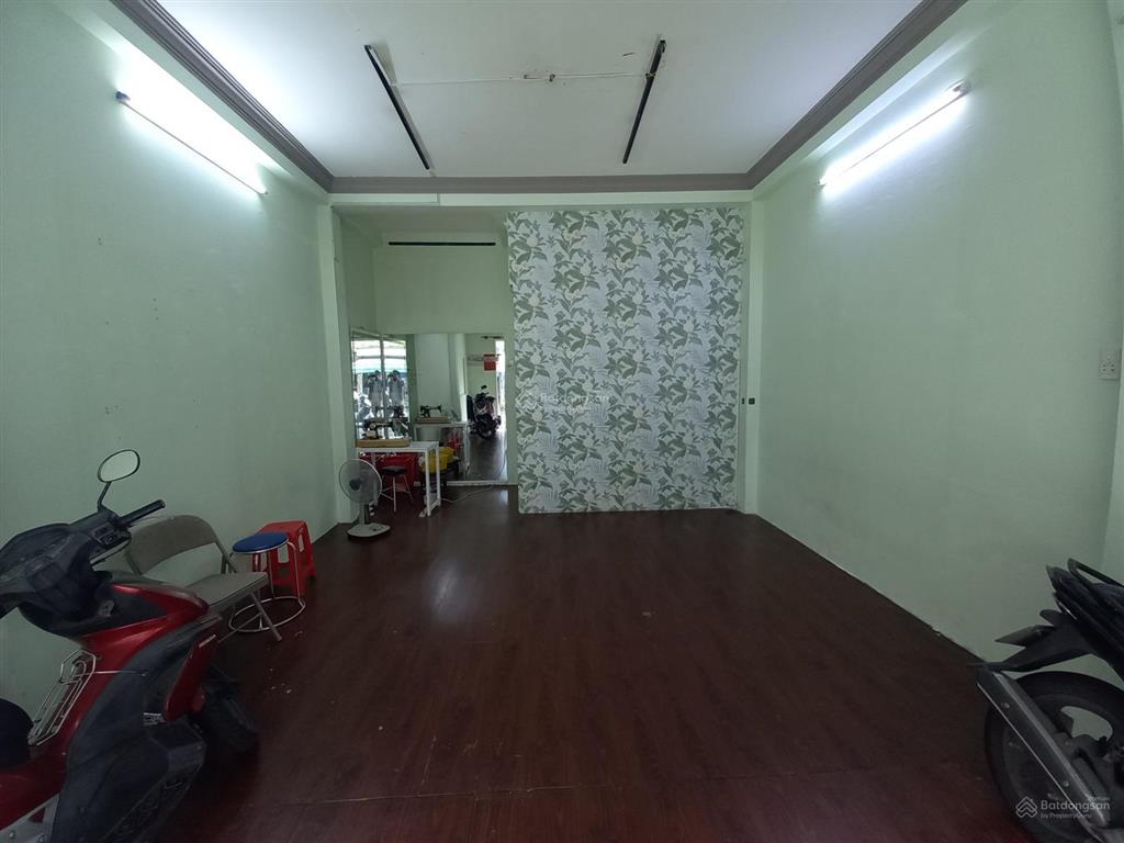 Cần cho thuê mặt bằng mặt tiền đường nguyễn công trứ (gần chung cư phạm viết chánh)