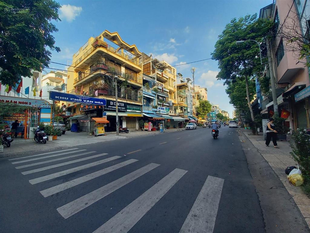 Cần cho thuê mặt bằng 1 trệt 1 lầu mặt tiền đường huỳnh mẫn đạt, quận 5 (gần bệnh viện nguyễn trãi)