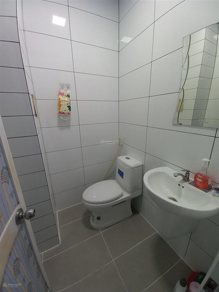 Cần cho thuê mặt bằng 1 trệt 1 lầu mặt tiền đường huỳnh mẫn đạt, quận 5 (gần bệnh viện nguyễn trãi)