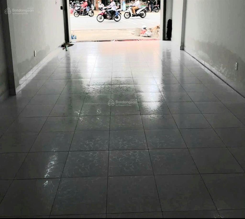 Cần cho thuê mặt bằng mặt tiền sầm uất đường quốc lộ 13, bình thạnh (gần với bến xe miền đông)