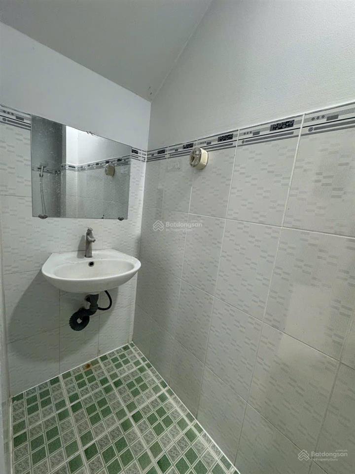 Cho thuê nhà kdc hiệp phát, p. hiệp thành, tdm. 2pn, đường nhựa, 6.5tr/tháng.