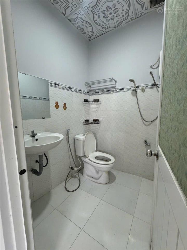 Cho thuê nhà kdc hiệp phát, p. hiệp thành, tdm. 2pn, đường nhựa, 6.5tr/tháng.
