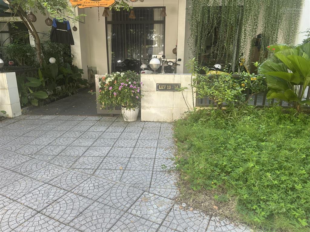 Bán biệt thự royal park huế, 5,5 tỷ, 234m2, 5pn, 4wc, 3 tầng, tây
