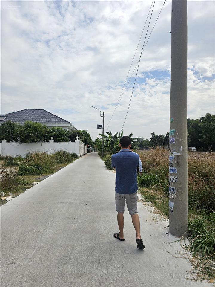 Chánh phú hòa cph 045. (42 x 40m) gđ cần bán gấp
